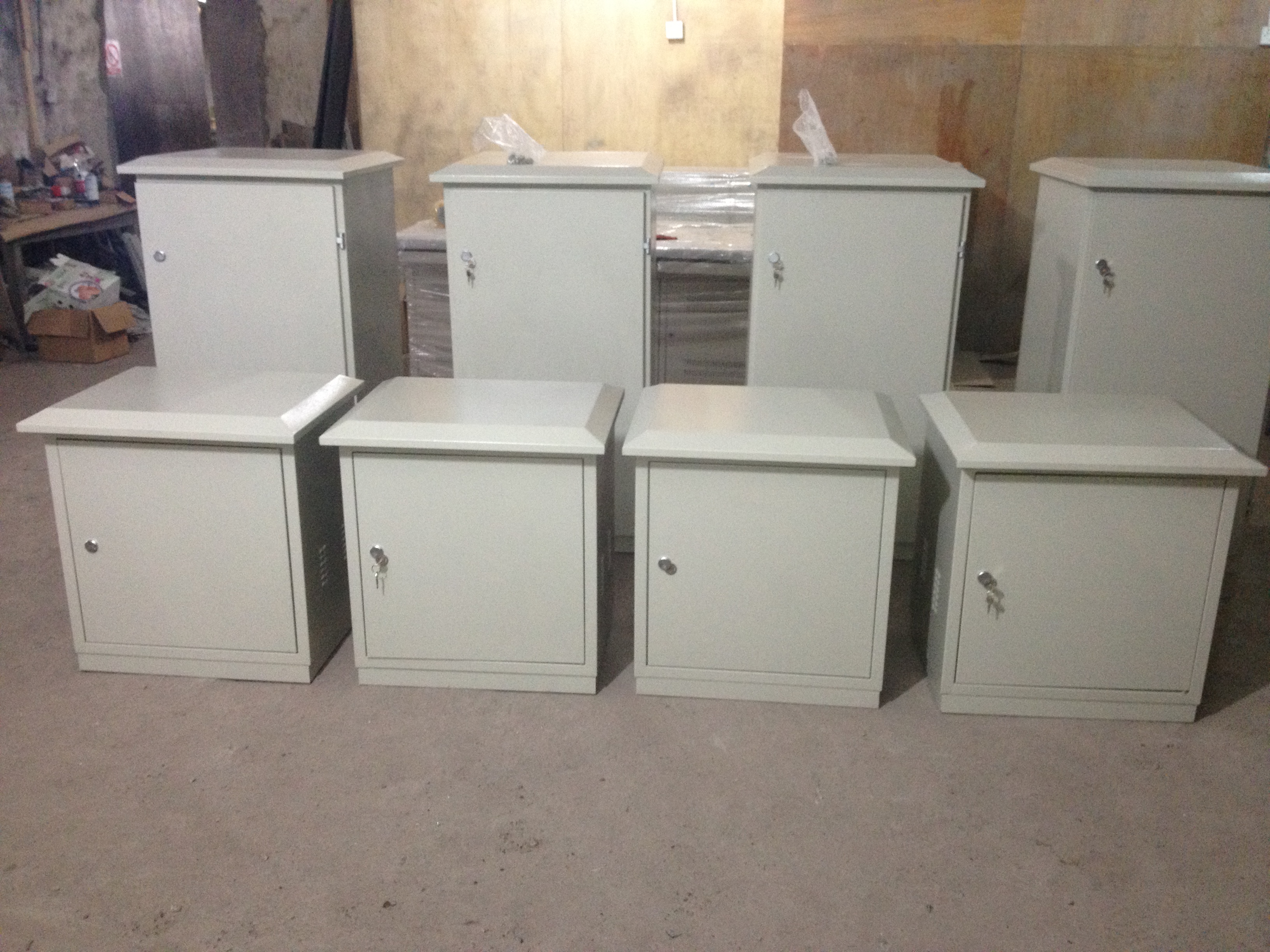 What should be paid attention to in the outdoor cabinet equipment shell design
